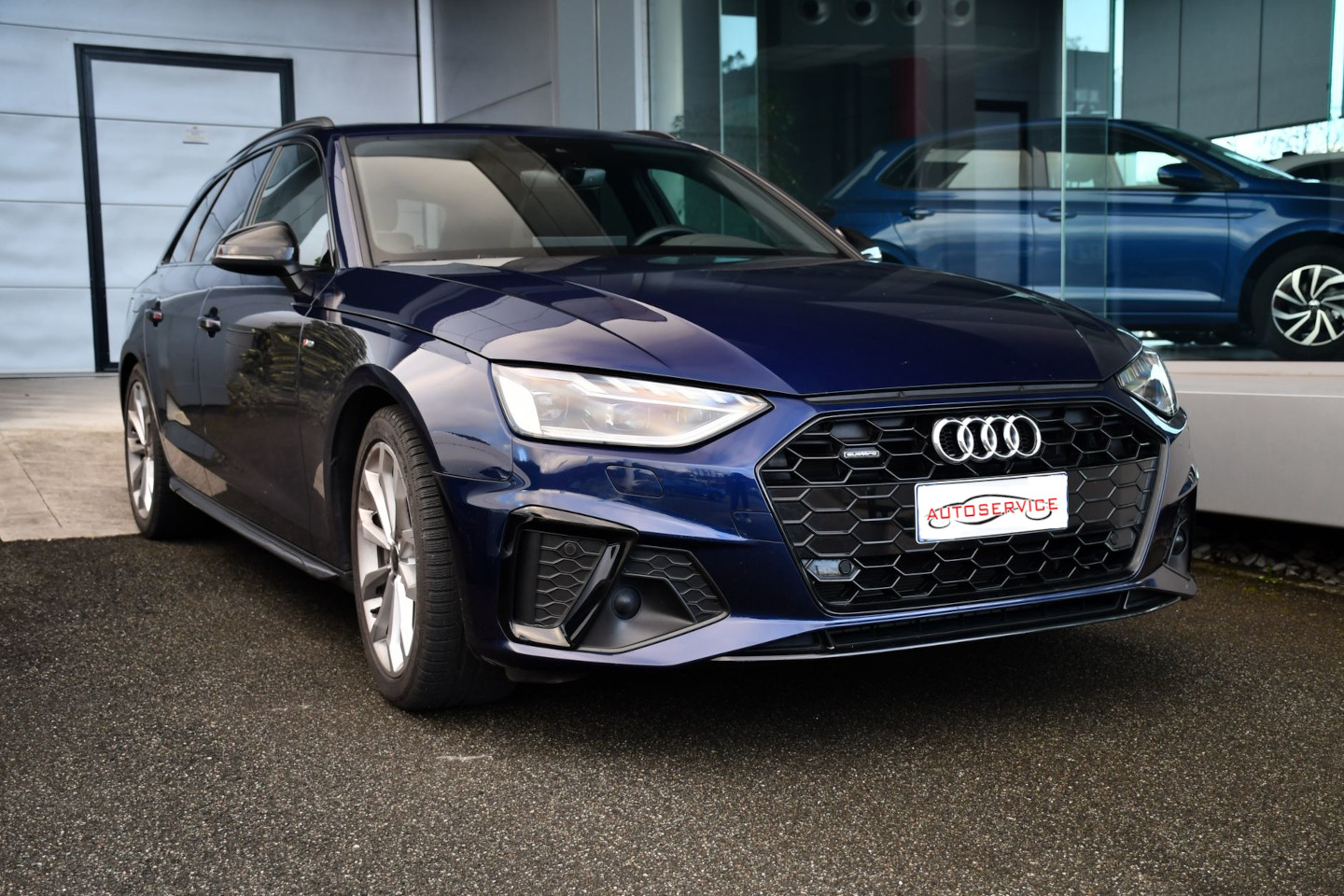 audi a4 avant 40 tdi quattro s tronic s line edition